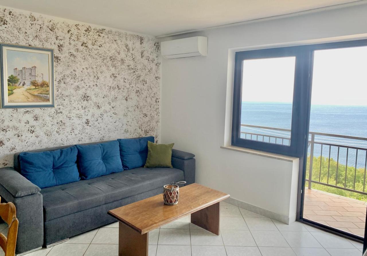 Apartment Ferias Senj  Buitenkant foto
